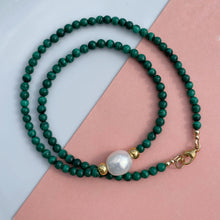 Load image into Gallery viewer, Malachite and Baroque Pearl Necklace