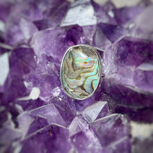 Load image into Gallery viewer, Abalone Shell Ring