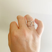 Load image into Gallery viewer, Hammered Silver Knot Ring
