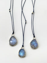 Load image into Gallery viewer, Casual Sparkle Moonstone Necklace
