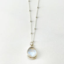 Load image into Gallery viewer, Ethereal Moonstone Necklace
