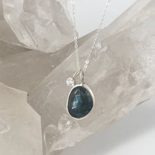 Load image into Gallery viewer, Bezel Set Northern Lights Necklace
