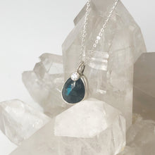 Load image into Gallery viewer, Bezel Set Northern Lights Necklace
