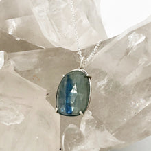 Load image into Gallery viewer, Minimalist Kyanite Necklace
